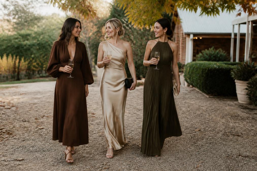 What to Wear to an Autumn Wedding in Australia